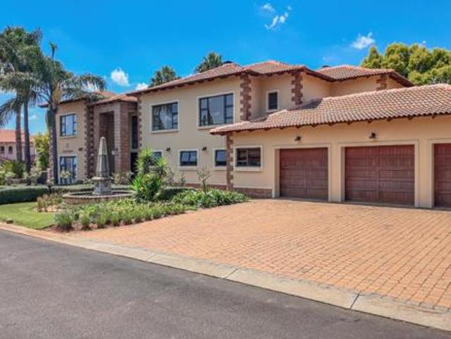 5 Bedroom House in Midstream Estate
