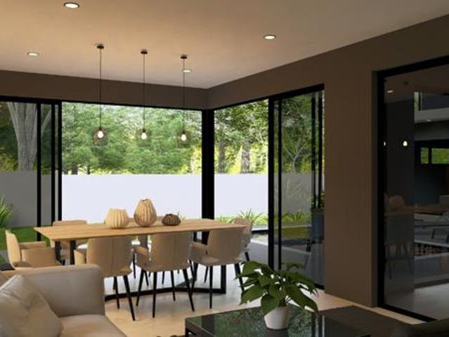 5 Bedroom House in Midstream Heights