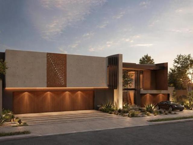 5 Bedroom House in Midstream Ridge