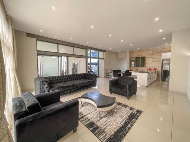 5 Bedroom House in Midstream Ridge
