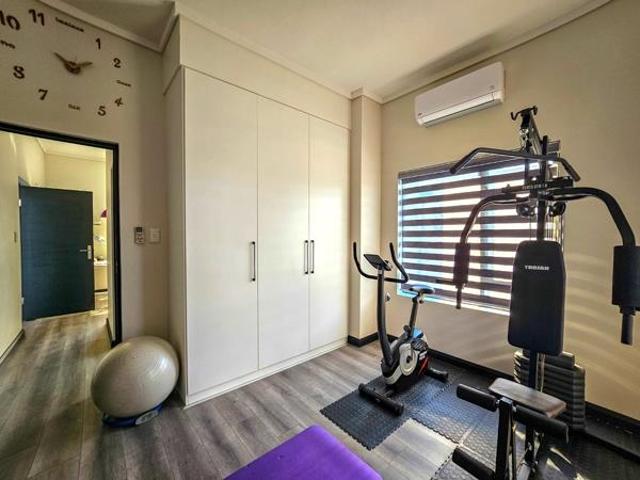 5 Bedroom House in Midstream Ridge
