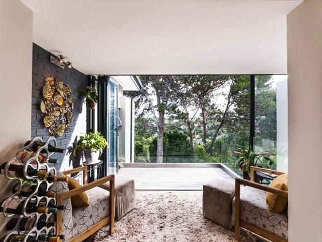 5 Bedroom House in Mill Park