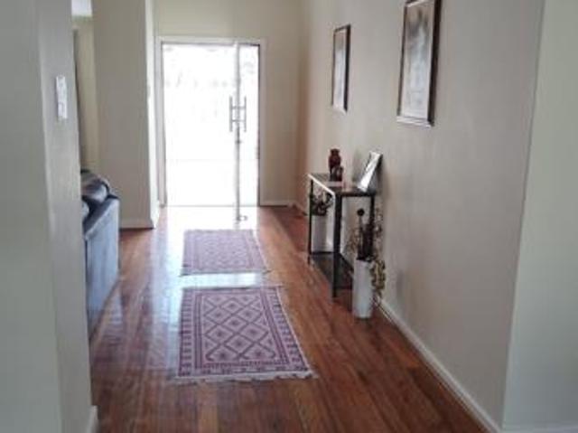 5 Bedroom House in Mill Park