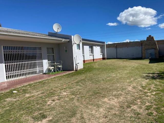 5 Bedroom House in Mthatha