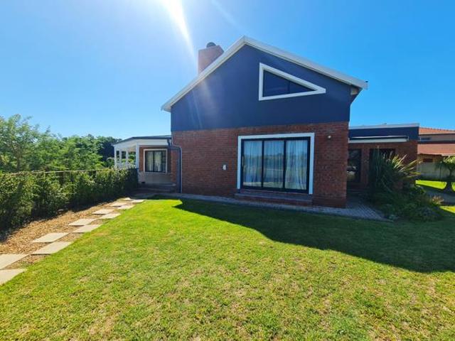5 Bedroom House in Noorsekloof