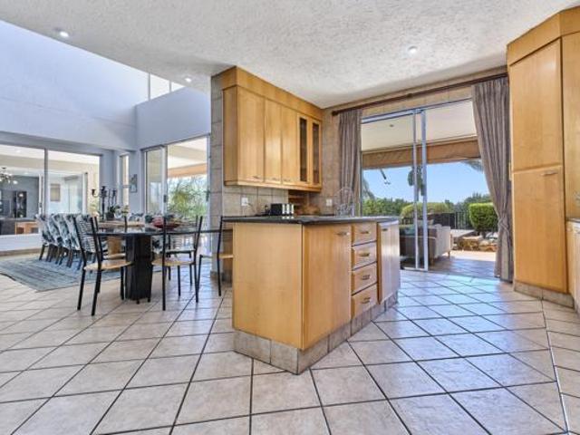 5 Bedroom House in Northcliff