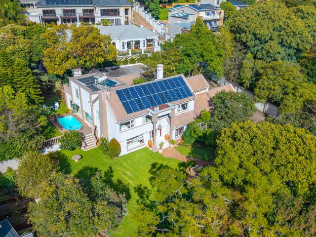5 Bedroom House in Northcliff