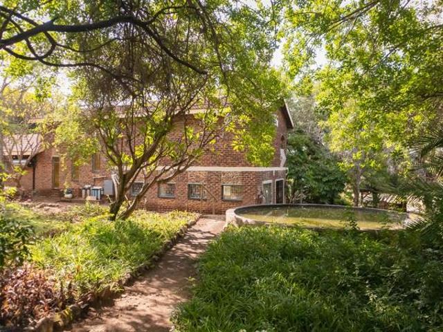 5 Bedroom House in Ndlovumzi