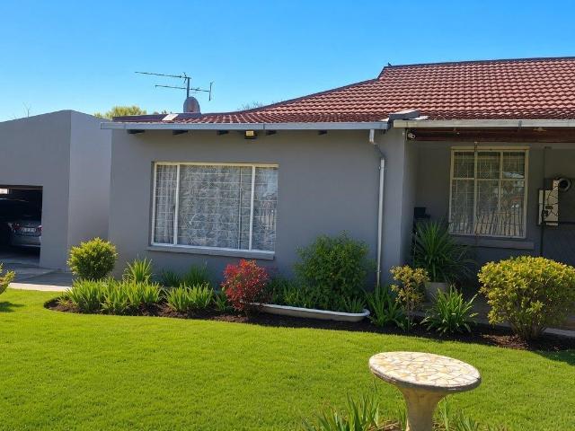 5 Bedroom House in New Modder