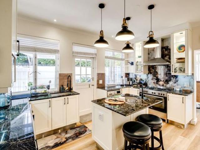 5 Bedroom House in Newlands