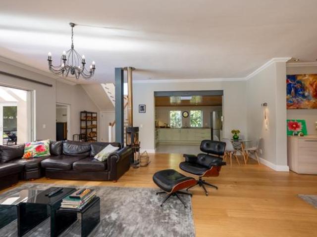 5 Bedroom House in Newlands