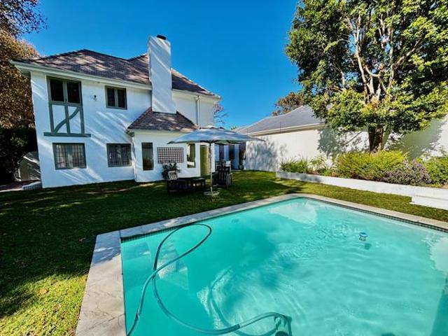 5 Bedroom House in Newlands