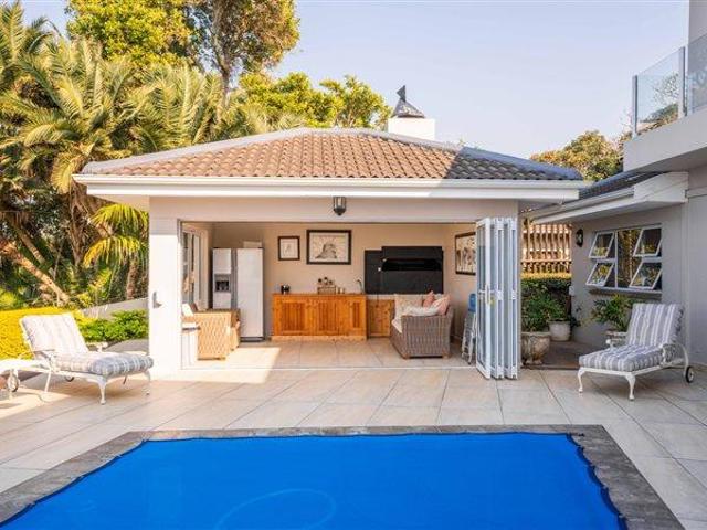 5 Bedroom House in Southbroom