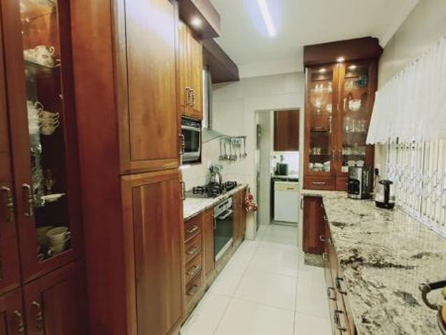 5 Bedroom House in Southbroom