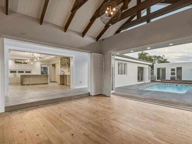 5 Bedroom House in Southfield