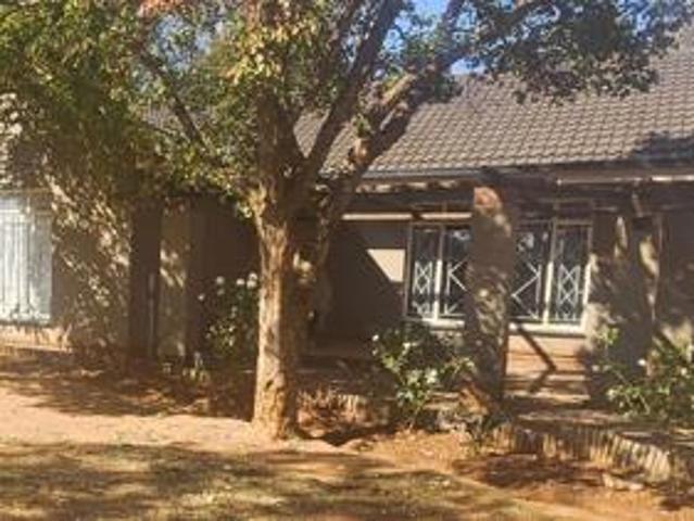 5 Bedroom House in Sonlandpark