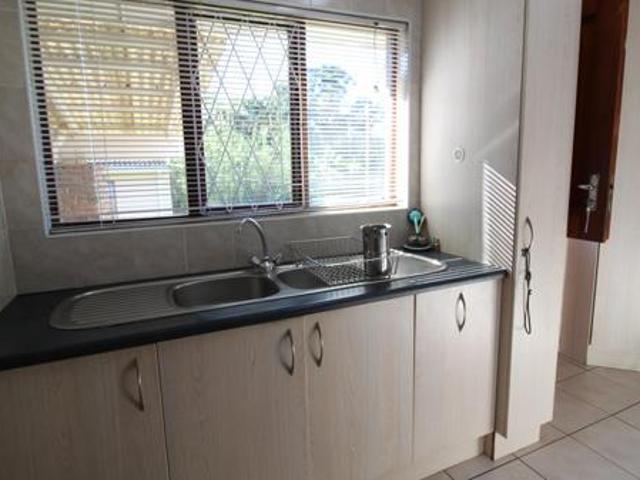 5 Bedroom House in Saxilby