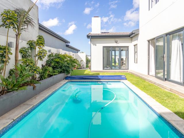 5 Bedroom House in Sagewood
