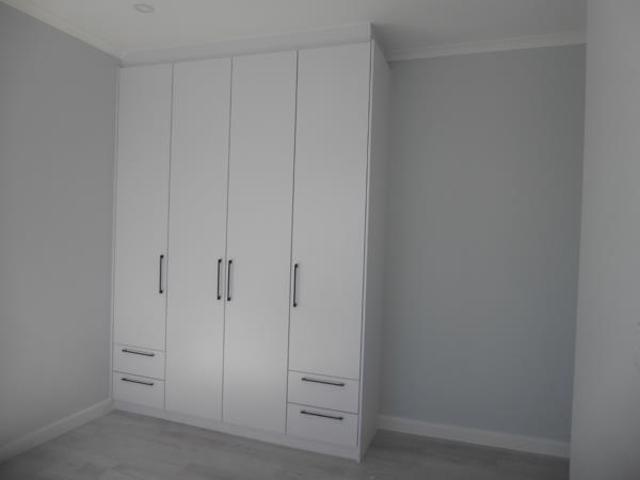 5 Bedroom House in Sandown