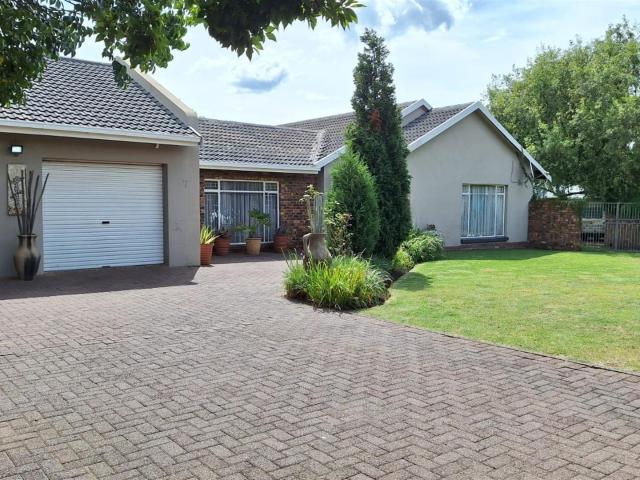5 Bedroom House in Secunda