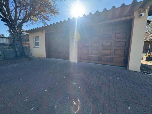 5 Bedroom House in Secunda