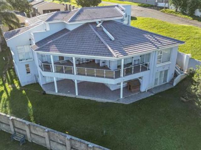 5 Bedroom House in Selborne