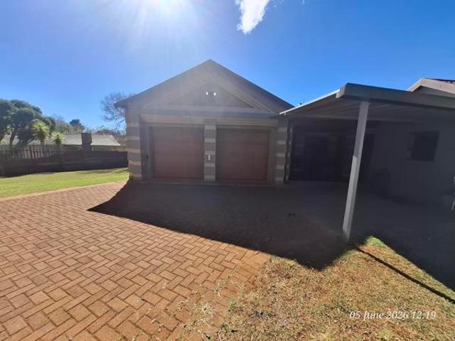 5 Bedroom House in Signal Hill