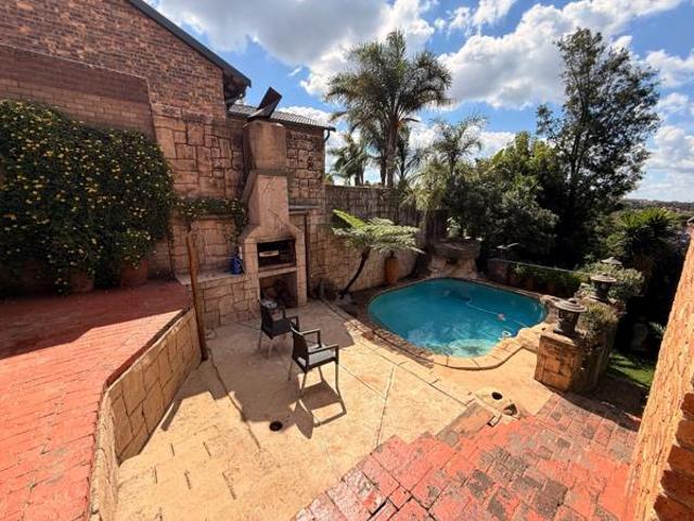 5 Bedroom House in Silverfields