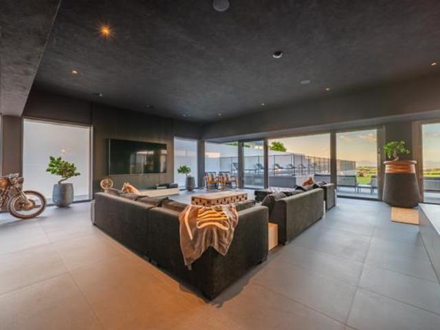 5 Bedroom House in St Francis Links Golf Estate