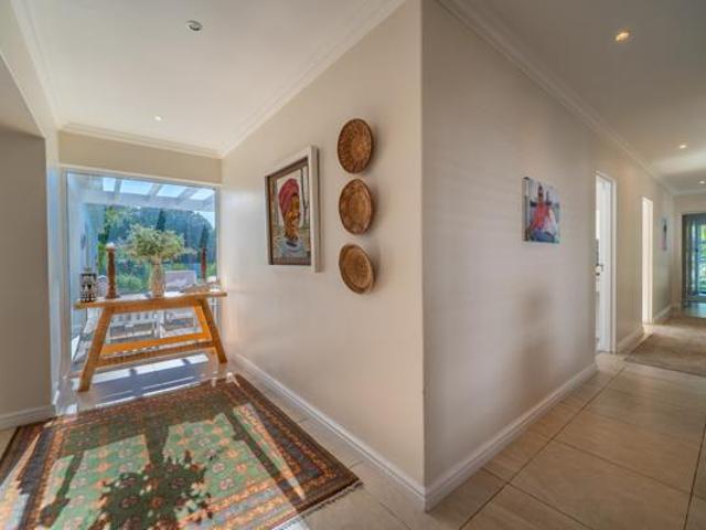 5 Bedroom House in St Francis Links Golf Estate
