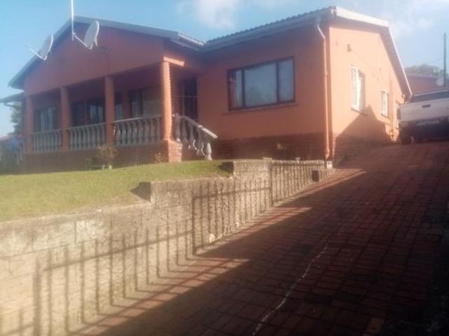 5 Bedroom House in Stanger Manor