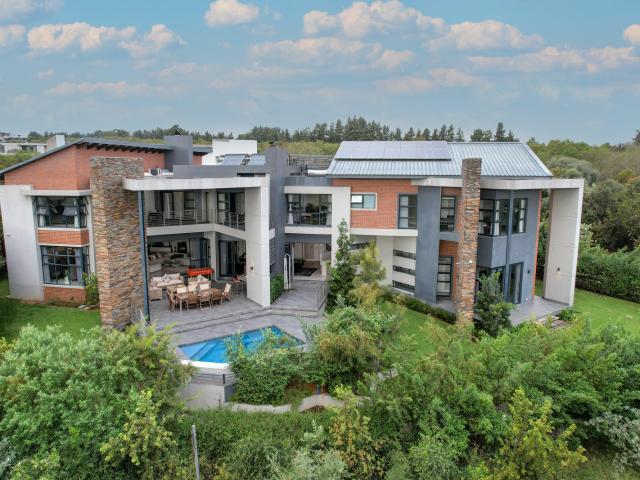 5 Bedroom House in Steyn City