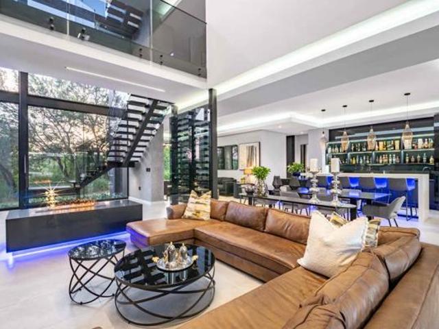 5 Bedroom House in Steyn City