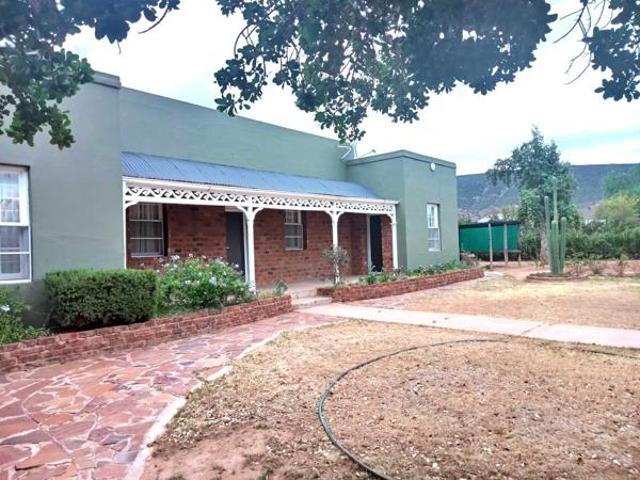 5 Bedroom House in Steytlerville
