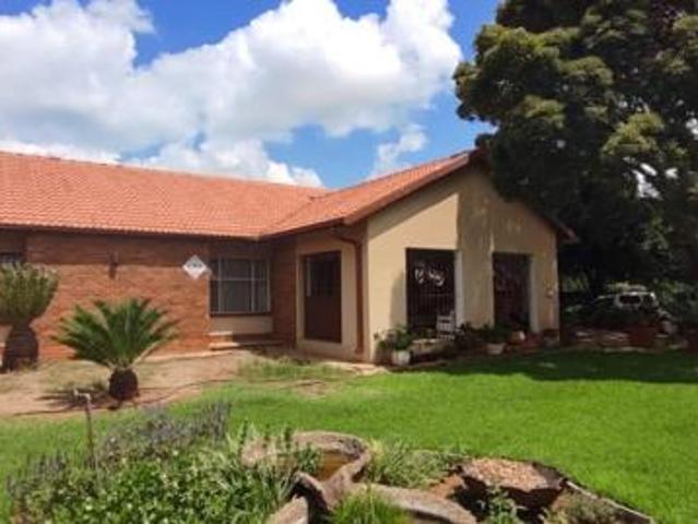 5 Bedroom House in Stilfontein