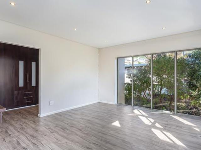 5 Bedroom House in Stonehurst Mountain Estate