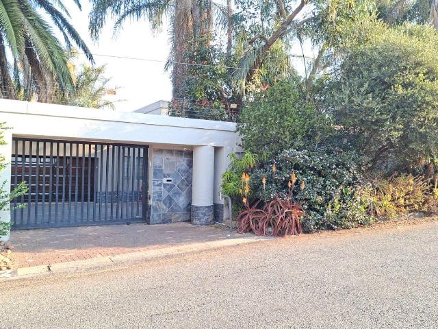 5 Bedroom House in Sydenham