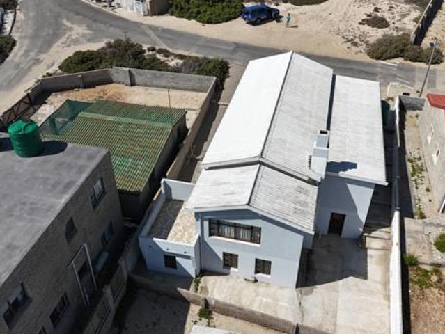 5 Bedroom House in Port Nolloth