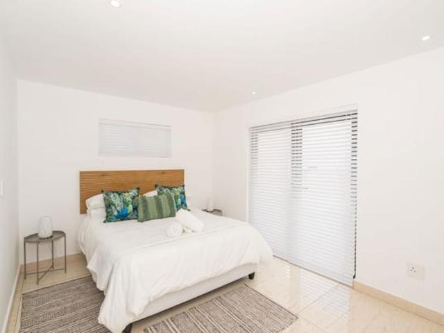 5 Bedroom House in Paternoster