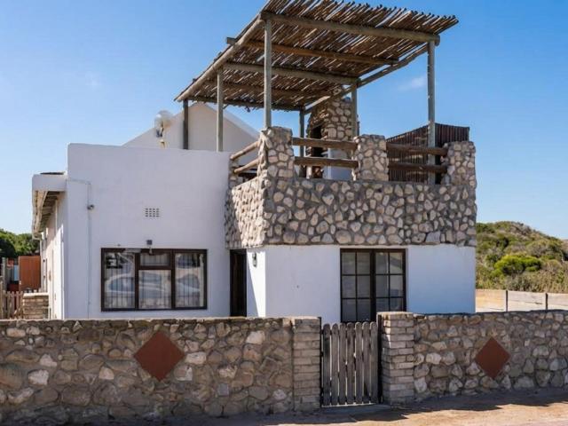 5 Bedroom House in Paternoster