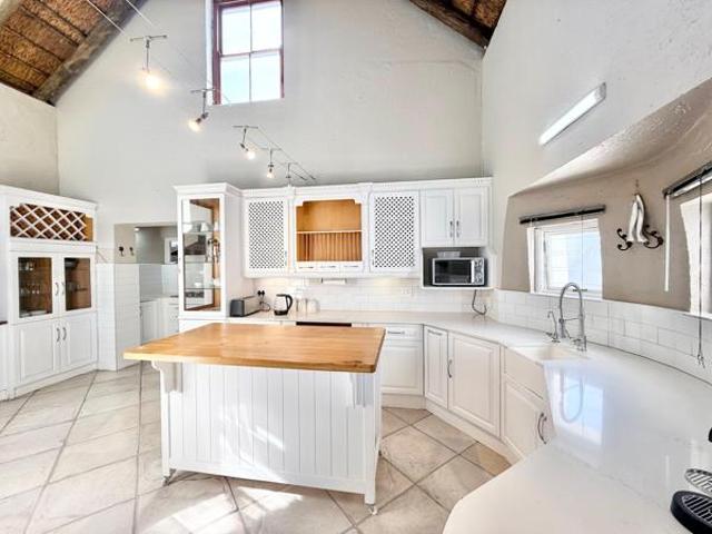 5 Bedroom House in Paternoster