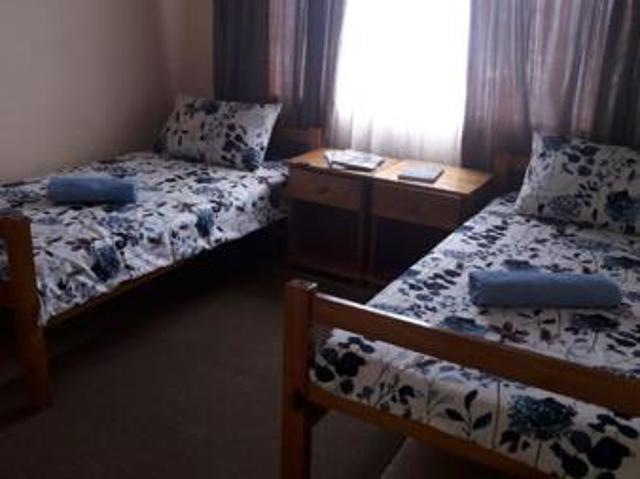 5 Bedroom House in Park Rynie