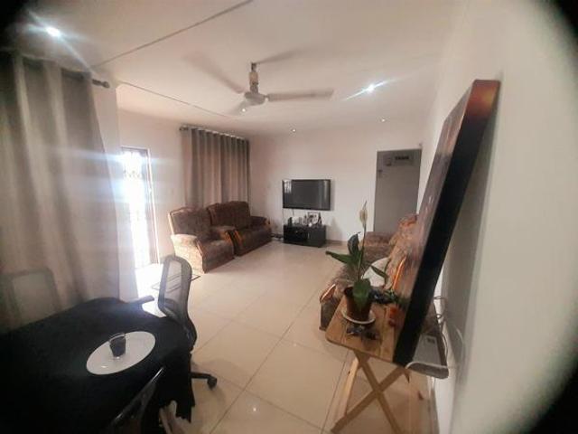 5 Bedroom House in Parkgate