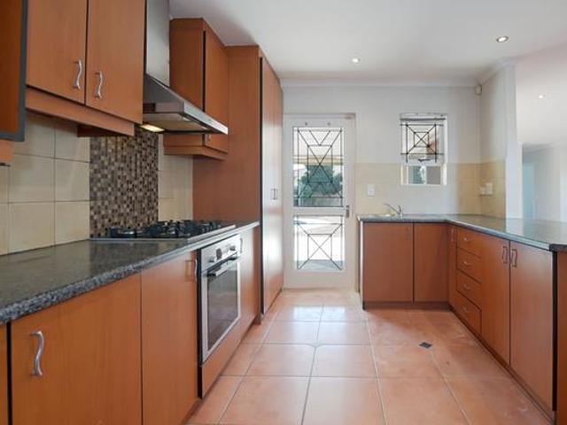 5 Bedroom House in Parklands
