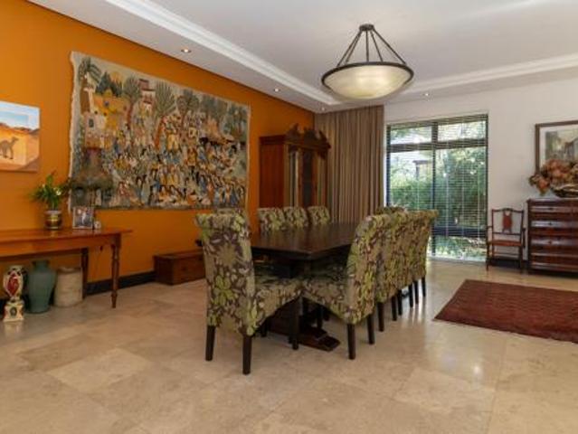 5 Bedroom House in Pearl Valley Golf & Country Estate