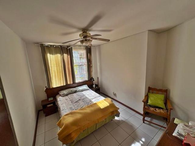 5 Bedroom House in Pentagon Park