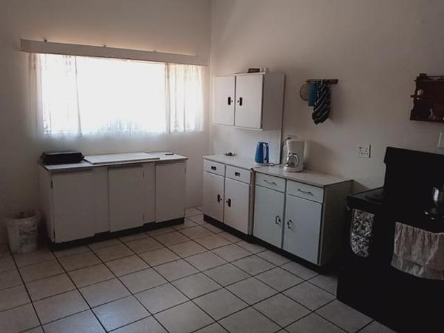 5 Bedroom House in Pienaarsdorp