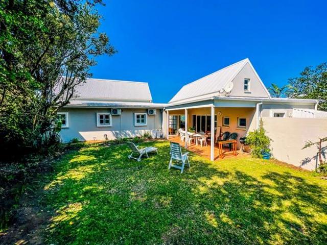 5 Bedroom House in Princes Grant Golf Estate