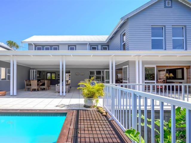 5 Bedroom House in Princes Grant Golf Estate