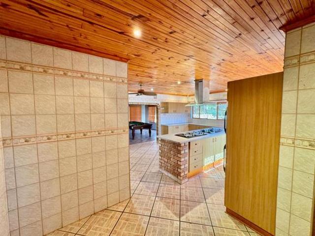 5 Bedroom House in Pumula